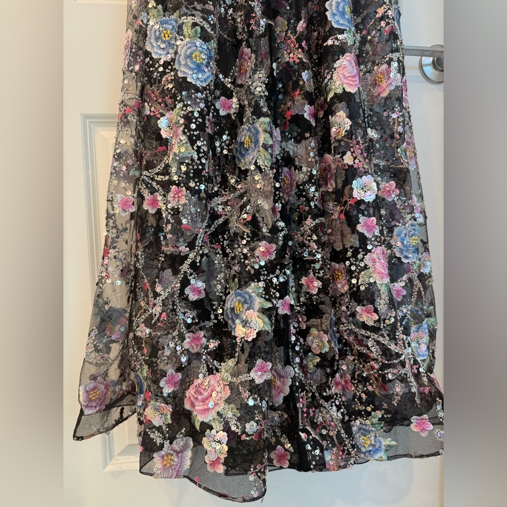NWOT BRONX AND BANCO MIDNIGHT EMBROIDERED FLORAL GOWN - Picture 15 of 15